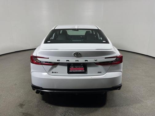 Ice Cap 2025 Toyota Camry SE
