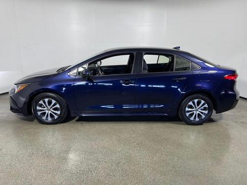 2022 Toyota Corolla Hybrid LE