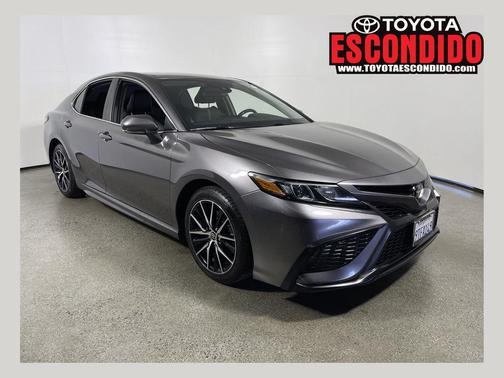 Predawn Gray Mica 2022 Toyota Camry SE