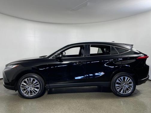 2022 Toyota Venza XLE