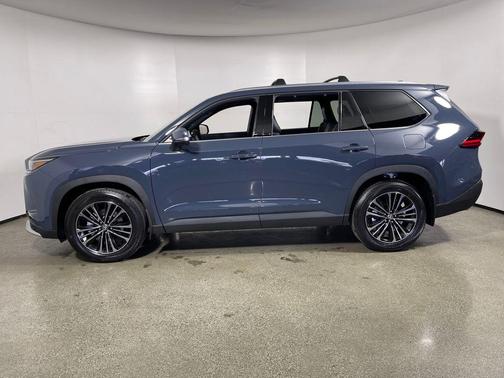 2026 Toyota Grand Highlander Hybrid Platinum MAX