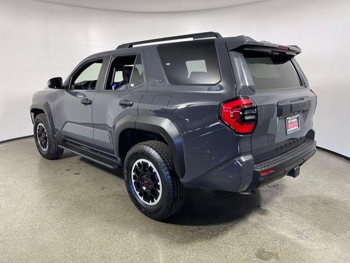 2025 Toyota 4Runner TRD Off Road