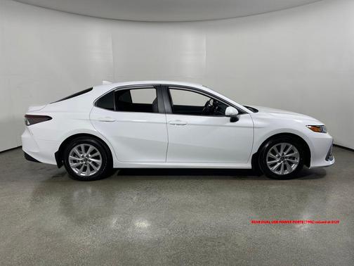 Ice Cap 2023 Toyota Camry LE