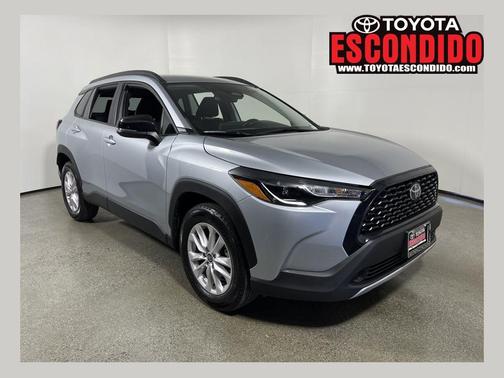 2025 Toyota Corolla Cross LE