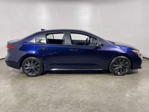 2025 Toyota Corolla XSE