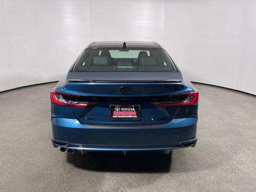Ocean Gem/Midnight Black Metallic 2026 Toyota Camry XSE