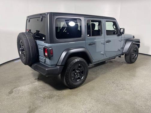 2025 Jeep Wrangler Sport