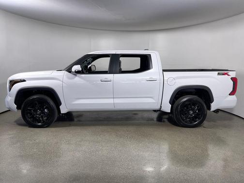 Ice Cap 2026 Toyota Tundra SR5