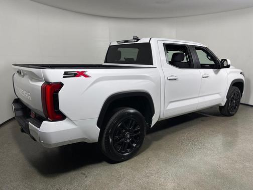 Ice Cap 2026 Toyota Tundra SR5