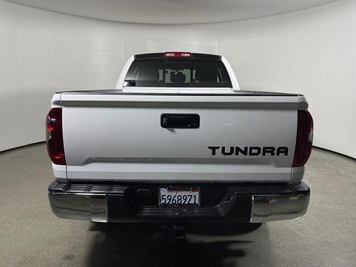 2016 Toyota Tundra SR5