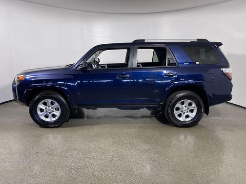 Nautical Blue Metallic 2024 Toyota 4Runner SR5