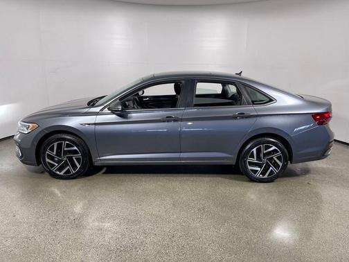 2022 Volkswagen Jetta 1.5T SEL