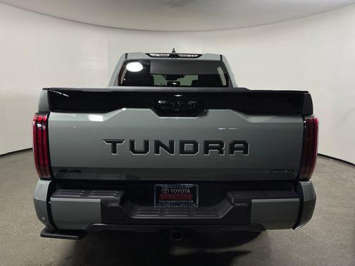 2026 Toyota Tundra Hybrid Platinum