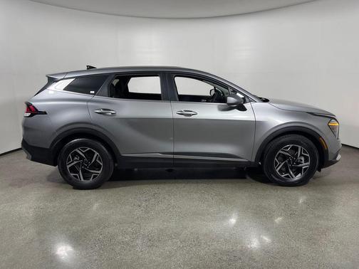 Steel Gray 2025 Kia Sportage LX