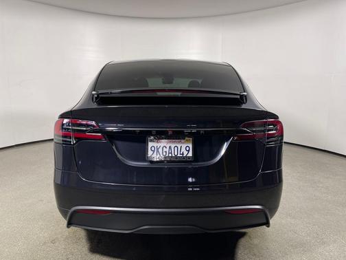 2023 Tesla Model X Base