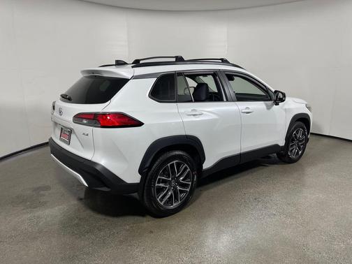 Wind Chill Pearl 2026 Toyota Corolla Cross XLE