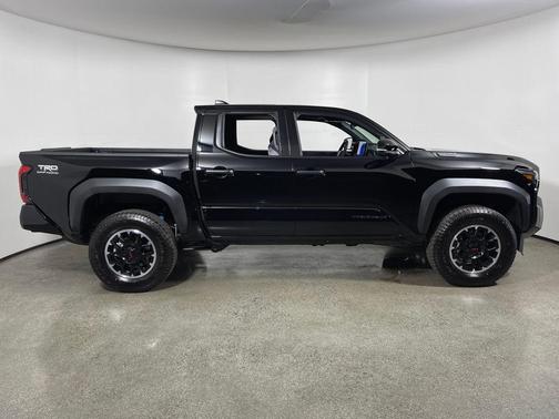 2026 Toyota Tacoma Hybrid TRD Off Road