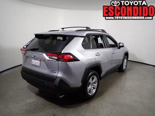 2021 Toyota RAV4 Hybrid XLE