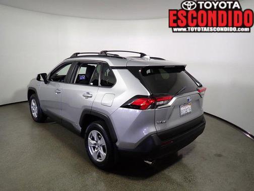 2021 Toyota RAV4 Hybrid XLE