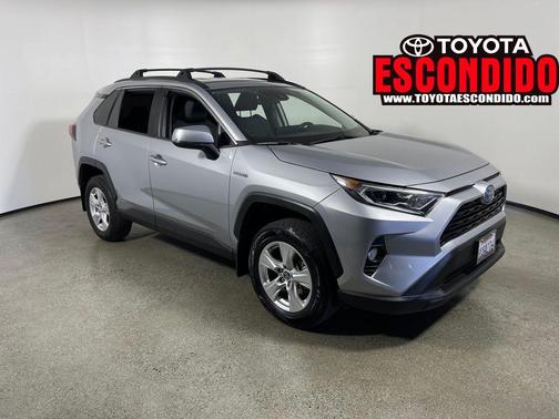 2021 Toyota RAV4 Hybrid XLE