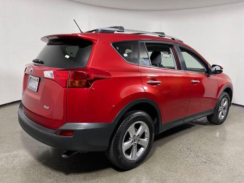 Barcelona Red Metallic 2015 Toyota RAV4 XLE