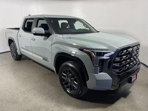 2026 Toyota Tundra Hybrid Platinum
