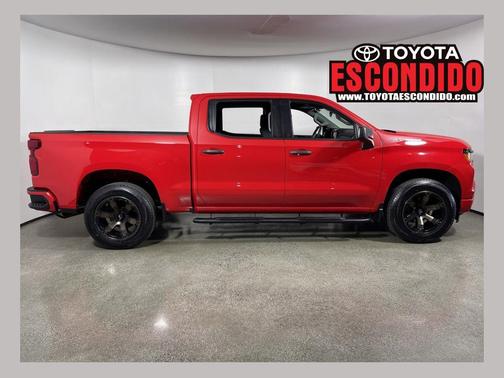 2022 Chevrolet Silverado 1500 Custom