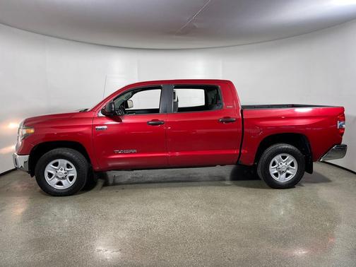 2018 Toyota Tundra SR5