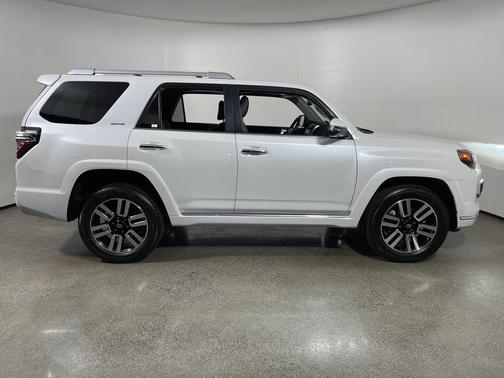 Wind Chill Pearl 2024 Toyota 4Runner Limited