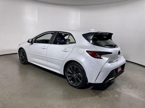 Wind Chill Pearl 2025 Toyota Corolla XSE