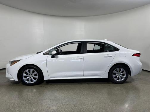 Ice Cap 2023 Toyota Corolla LE