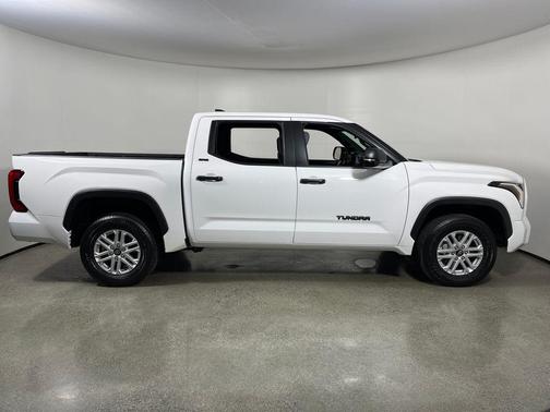 Ice Cap 2025 Toyota Tundra SR5