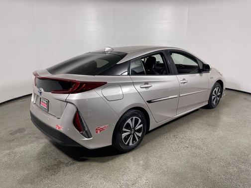 2017 Toyota Prius Prime Advanced