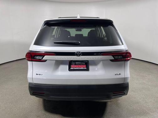 2026 Toyota Grand Highlander Hybrid XLE