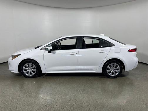 Ice Cap 2024 Toyota Corolla LE