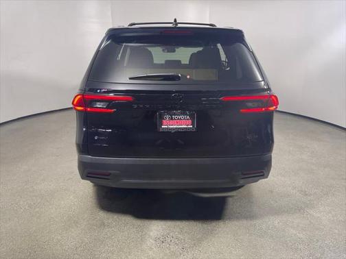 2025 Toyota Grand Highlander Hybrid XLE