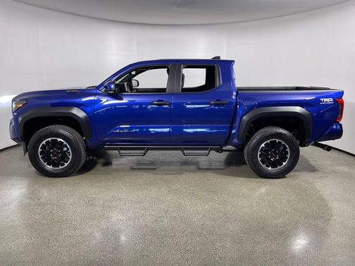 2025 Toyota Tacoma Hybrid TRD Off Road