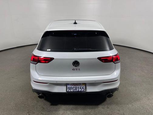 2024 Volkswagen Golf GTI 2.0T SE DSG