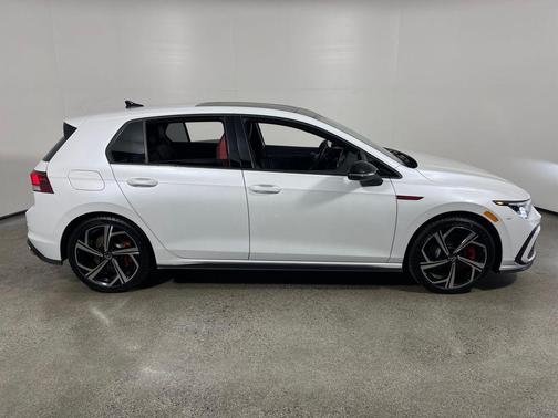 2024 Volkswagen Golf GTI 2.0T SE DSG