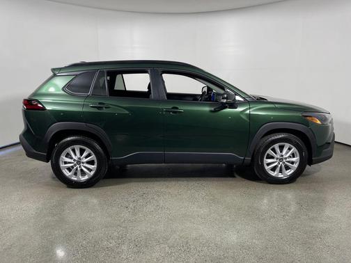 Cypress 2026 Toyota Corolla Cross LE