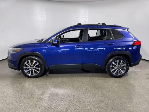 Blue Crush Metallic 2023 Toyota Corolla Cross XLE