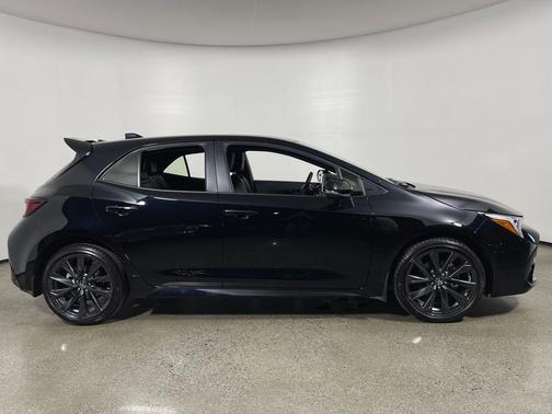 2025 Toyota Corolla XSE