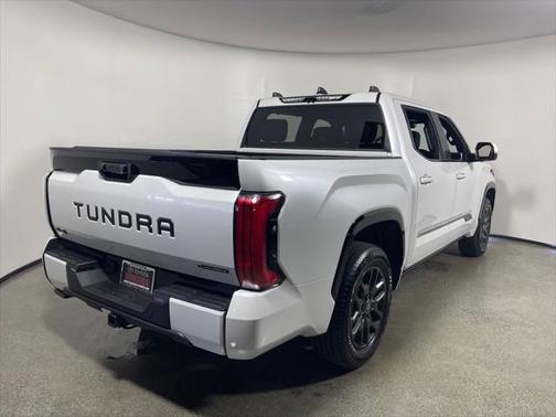 2025 Toyota Tundra Hybrid Platinum