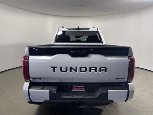 2025 Toyota Tundra Hybrid Platinum