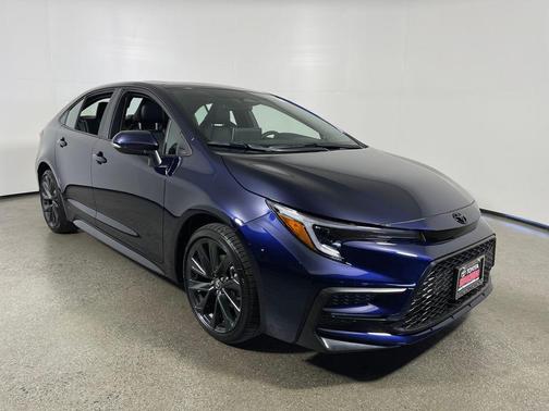 Blueprint/Midnight Black Metallic 2026 Toyota Corolla XSE