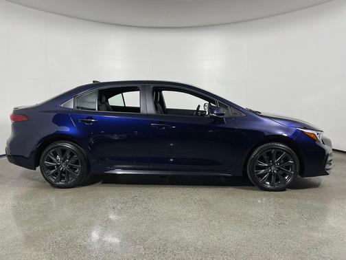 Blueprint/Midnight Black Metallic 2026 Toyota Corolla XSE