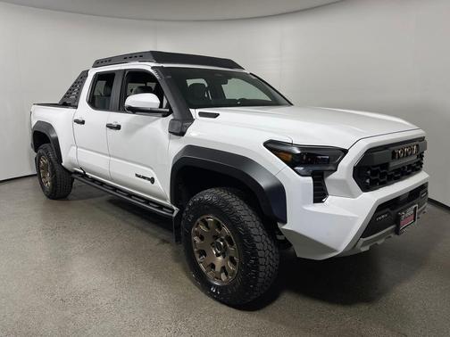 Ice Cap 2026 Toyota Tacoma Hybrid Trailhunter