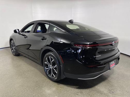 2026 Toyota Crown XLE