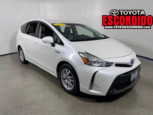 2017 Toyota Prius v Three