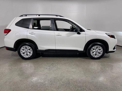 2022 Subaru Forester Base